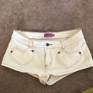 Edikted Cream Jean Shorts Distressed Hem
